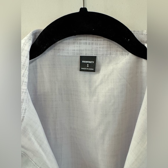 Manfinity Men Small Casual Button Up Hawaii Shirt - Picture 2 of 5